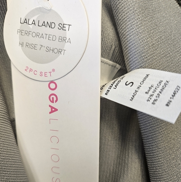 Yogalicious Lala Land Seamless Bra And Shorts Workout Set Sleet NEW - Picture 4 of 5